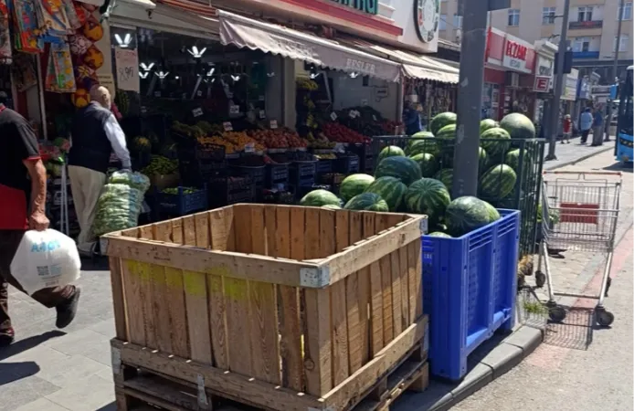 Sivas'ta kaldırım işgallerine milyonluk ceza!