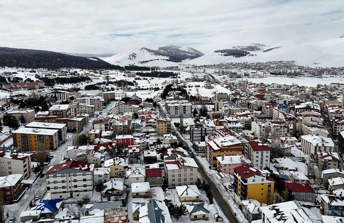 Erzurum, Kars ve Ardahan'da kar ile soğuk hava etkili oluyor