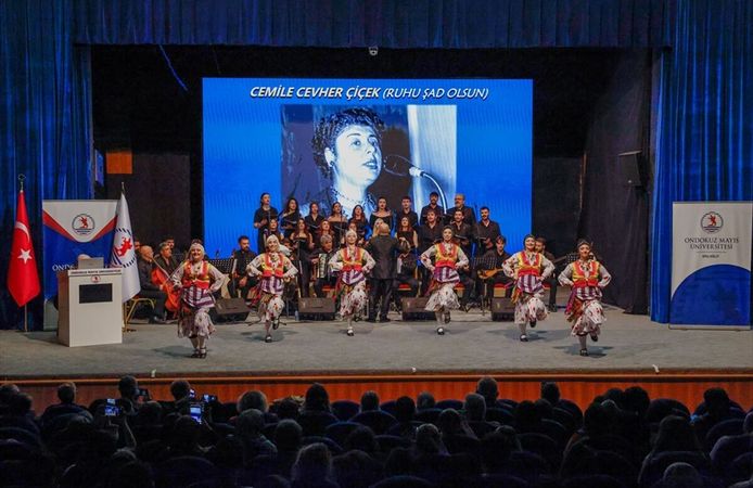 OMÜ'de Karadeniz kültürü dans ve ezgilerle sahneye taşındı