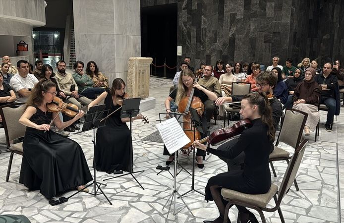 25. Afyonkarahisar Klasik Müzik Festivali'nde Çekyalı grup konser verdi