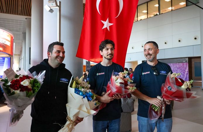 Castrol Ford Team Türkiye ekibi Portekiz'den zaferle döndü