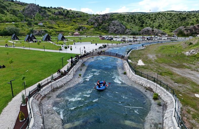 Yozgat'ta mesire alanları bayram tatilinde ziyaretçilerin uğrak noktası oldu