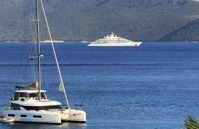 Mega yat 'Golden Odyssey' Bodrum açıklarına demirledi