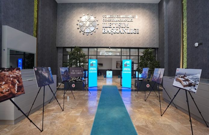 NATO Zirvesi kapsamında Türkiye'yi anlatan sergiler Ankara'da ziyaretçilerle buluştu