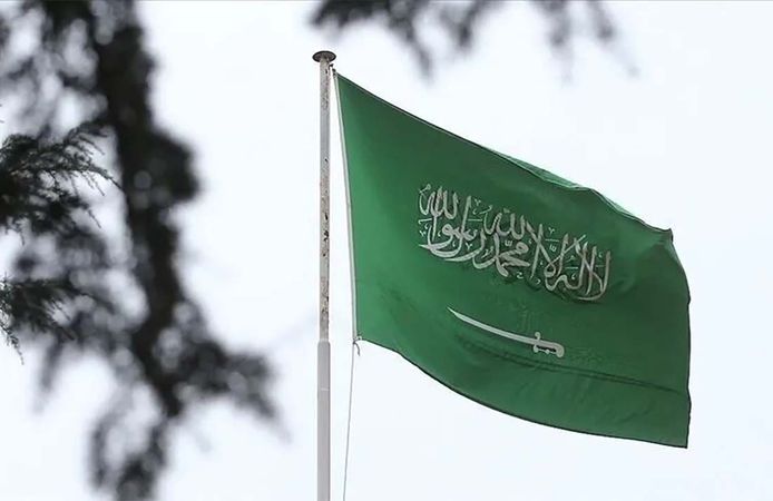 Suudi Arabistan Savunma Bakanlığı: Irak'tan gelen İHA'lar engellenerek imha edildi