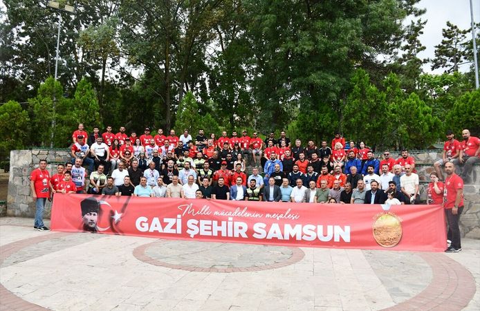 Türkiye Offroad Şampiyonası 4. Ayak Vezirköprü Yarışı'nın start seremonisi yapıldı