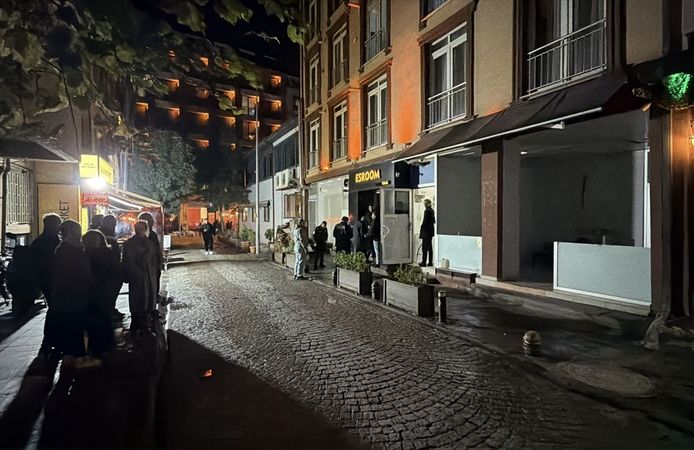 Eskişehir'de bir kişi sahibi olduğu otelin odasında ölü bulundu