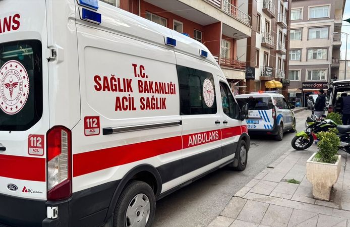 Kırıkkale'de bir kişi dernek binası girişinde ölü bulundu