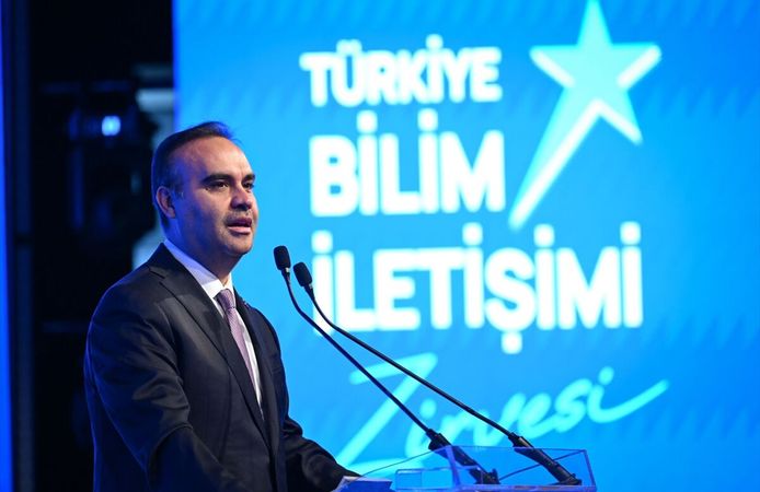Sanayi ve Teknoloji Bakanı Kacır, Türkiye Bilim İletişimi Zirvesi'nde konuştu: