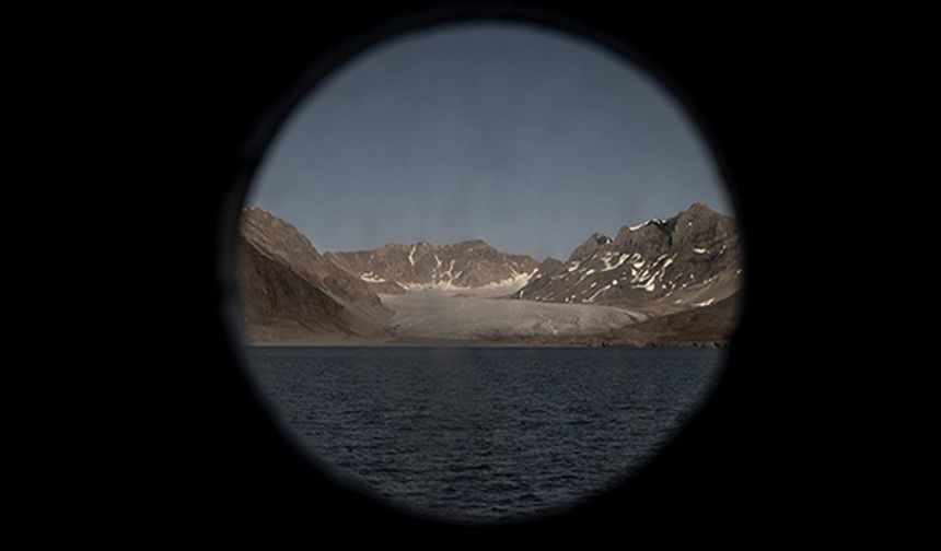 Bilim insanlarının Kuzey Kutbu''na açılan pencereleri lumbuzlar oldu