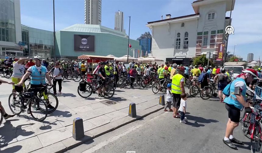 İstanbul'da bisiklet turu düzenlendi
