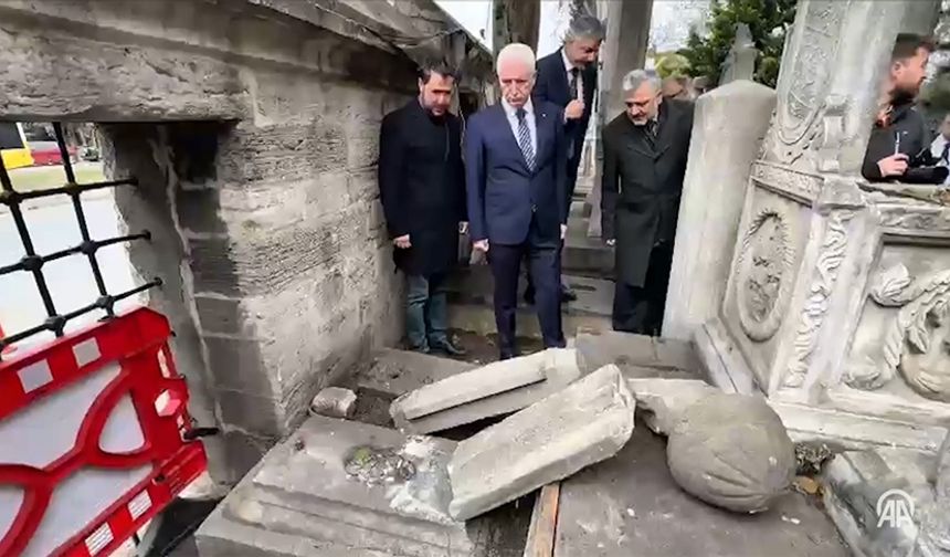 İstanbul Valisi Gül, izinsiz gösterilerde zarar gören camide incelemede bulundu
