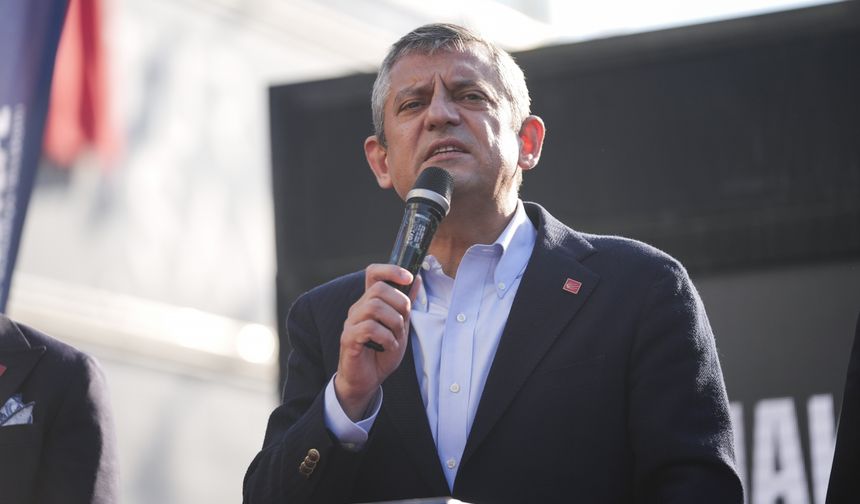 CHP Genel Başkanı Özel, İstanbul'daki üç ilçede partililere seslendi: