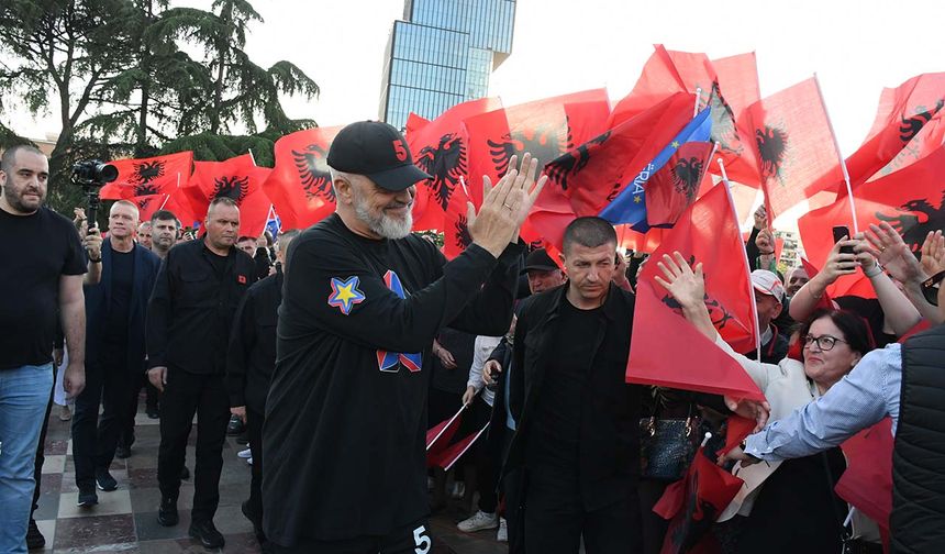 Arnavutluk’ta genel seçimi kazanan Başbakan Rama, ülkesinin 2030’da AB'ye üye olmasını hedefliyor