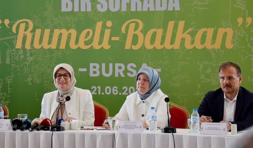 AK Parti Genel Başkan Yardımcısı Uygur, Bursa'da "Bir Sofrada Rumeli-Balkan" programında konuştu