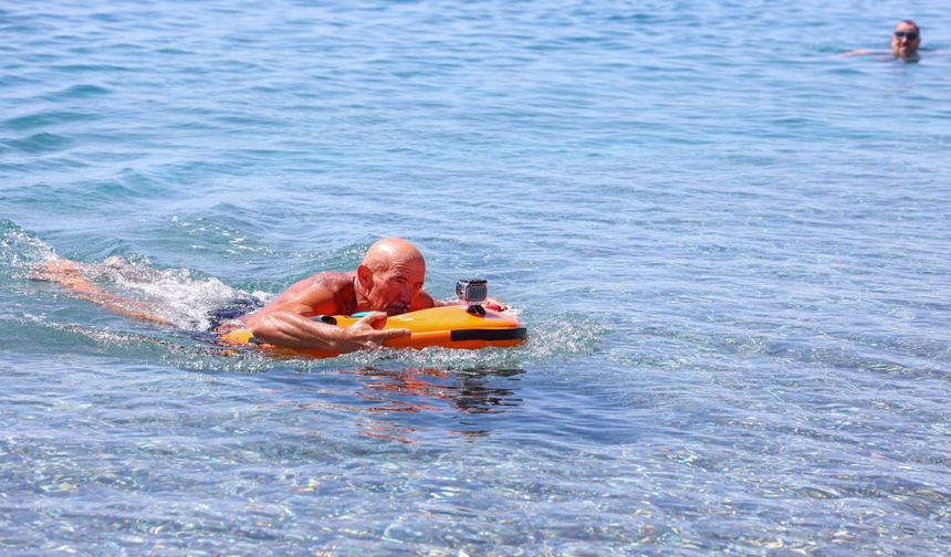 Antalya'da insansız cankurtaran robotu plajlarda hizmet veriyor