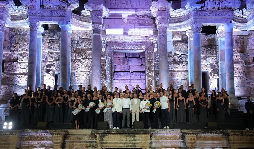 'Carmina Burana' balesi, Hierapolis Antik Tiyatrosu'nda sahnelendi