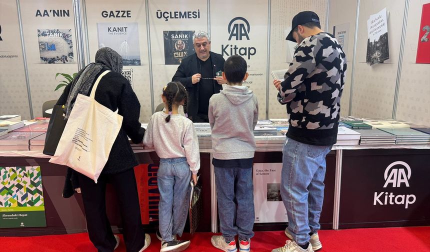 AA Kitap 42. Uluslararası İstanbul Kitap Fuarı'nda okurlarla buluştu