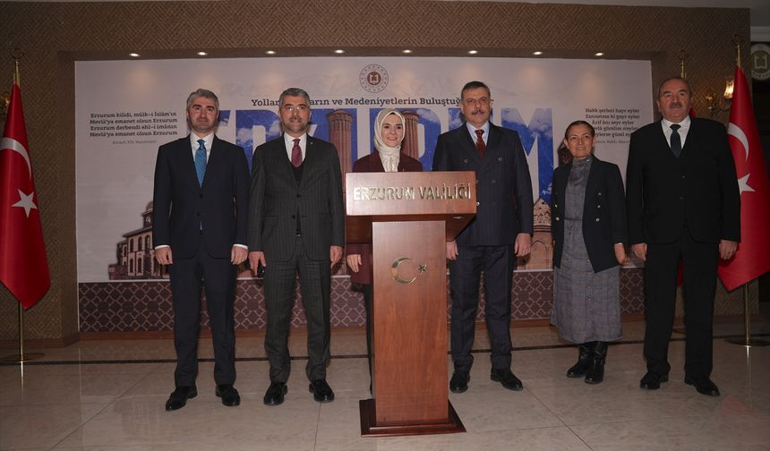 Aile ve Sosyal Hizmetler Bakanı Göktaş, Erzurum Valiliğini ziyaret etti