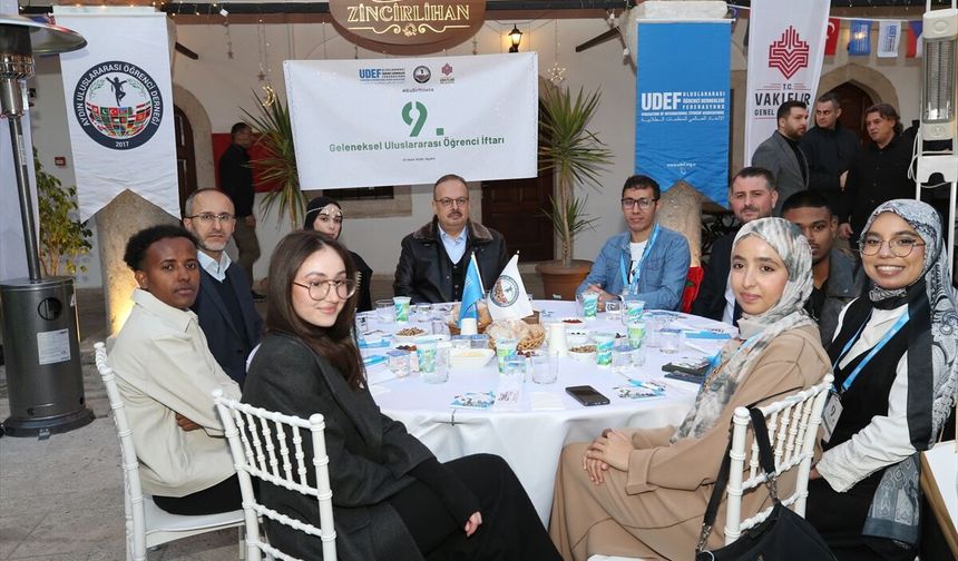 Aydın'daki iftar yemeğinde 30 ülkeden 250 öğrenci bir araya geldi