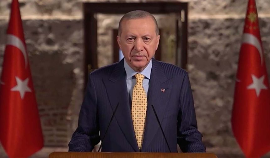 Cumhurbaşkanı Erdoğan: Milletimizin huzur ve güvenliğini tahkim edecek adımları atmaya devam ediyoruz