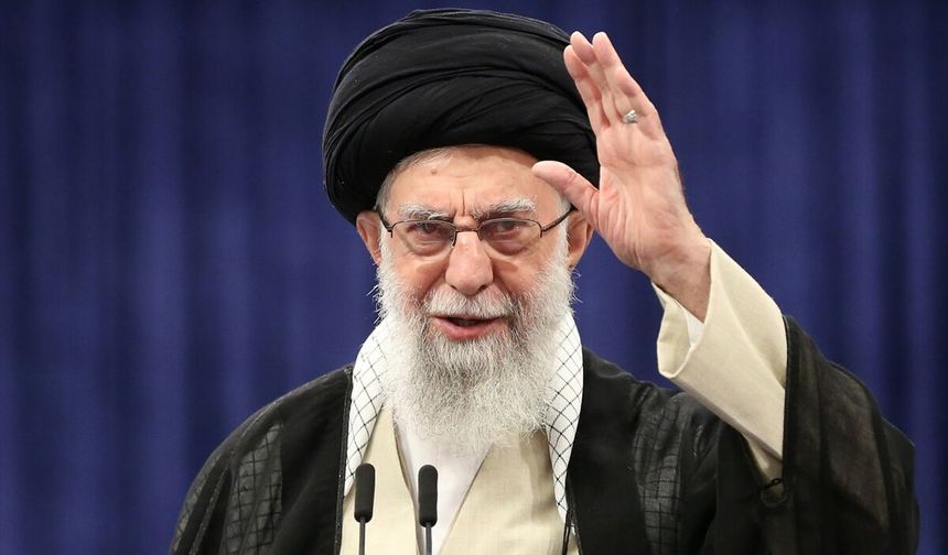 İran devlet televizyonu: 'İran İslam devrimi lideri şehadete ulaştı'