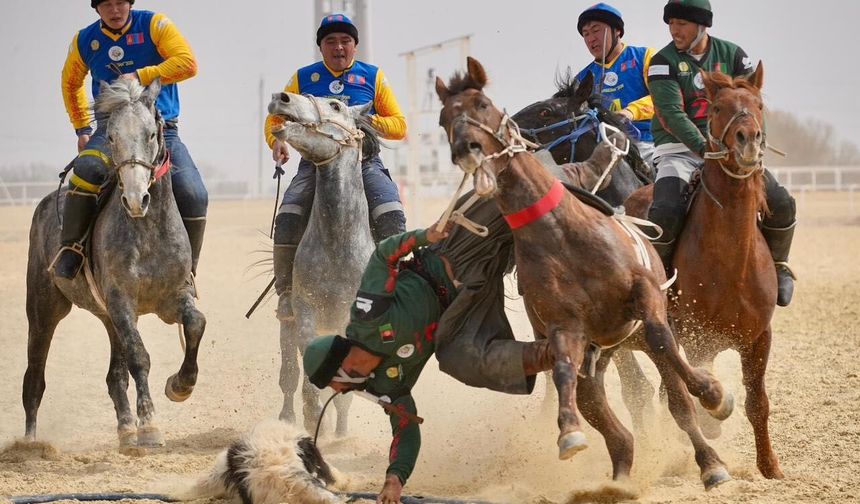 Kazakistan'da uluslararası Kökpar turnuvası düzenlendi