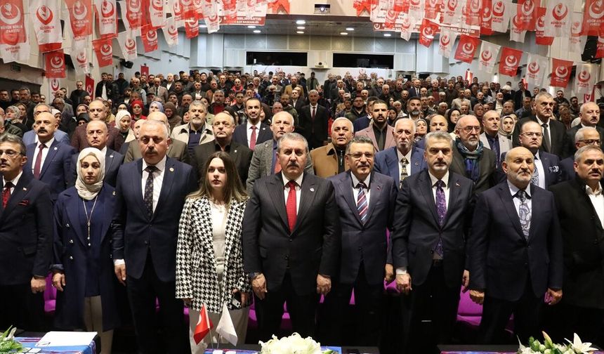 BBP Genel Başkanı Destici, partisinin Trabzon İl Kongresi'nde konuştu: