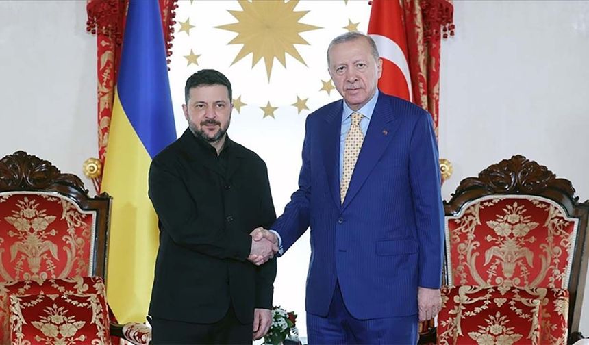 Cumhurbaşkanı Erdoğan ile Ukrayna Devlet Başkanı Zelenskiy, İstanbul'da bir araya geldi