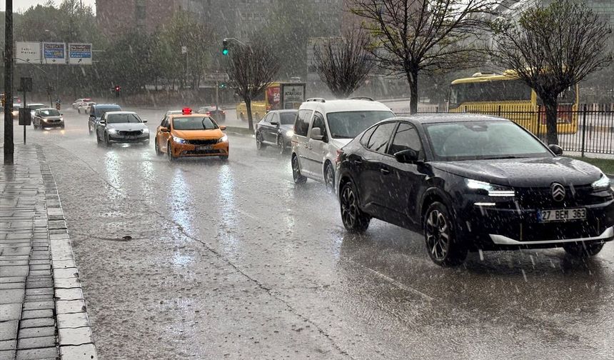 Gaziantep'te sağanak etkili oldu