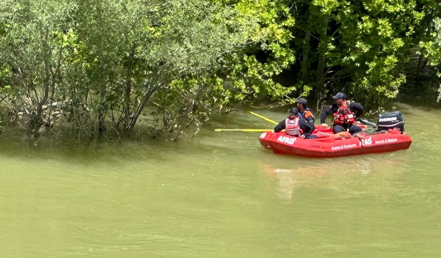 Kahramanmaraş'ta nehirde kaybolan kişiyi arama çalışmalarına ara verildi