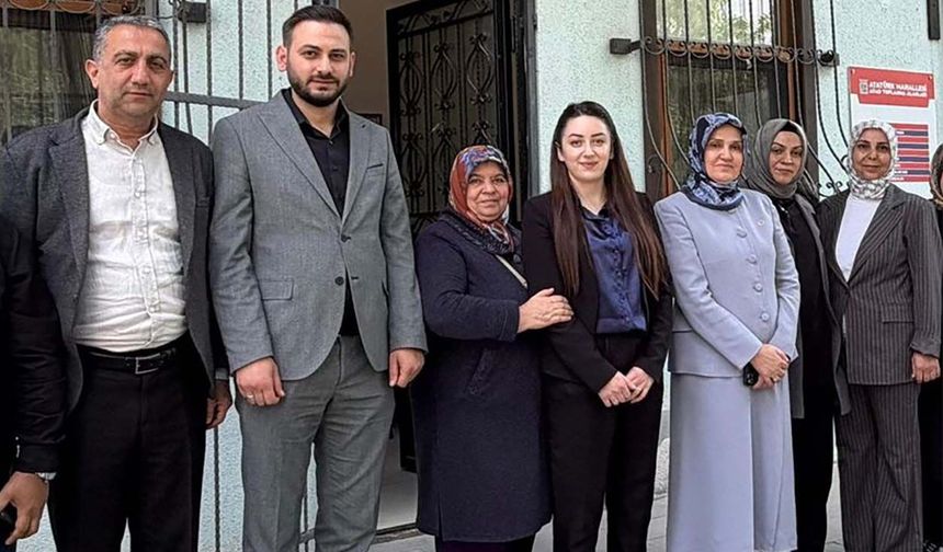AK Parti İstanbul milletvekilleri 3 ilçede vatandaşlarla buluştu
