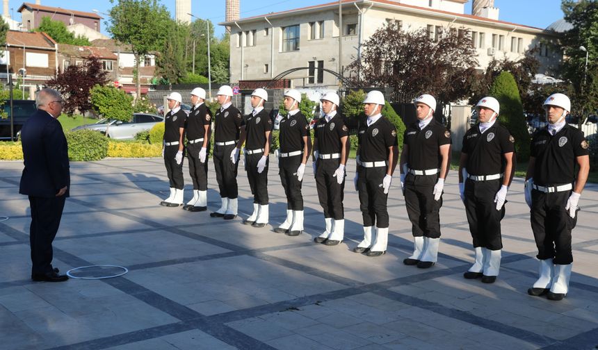 Milli Savunma Bakanı Güler, Edirne Valiliğini ziyaret etti