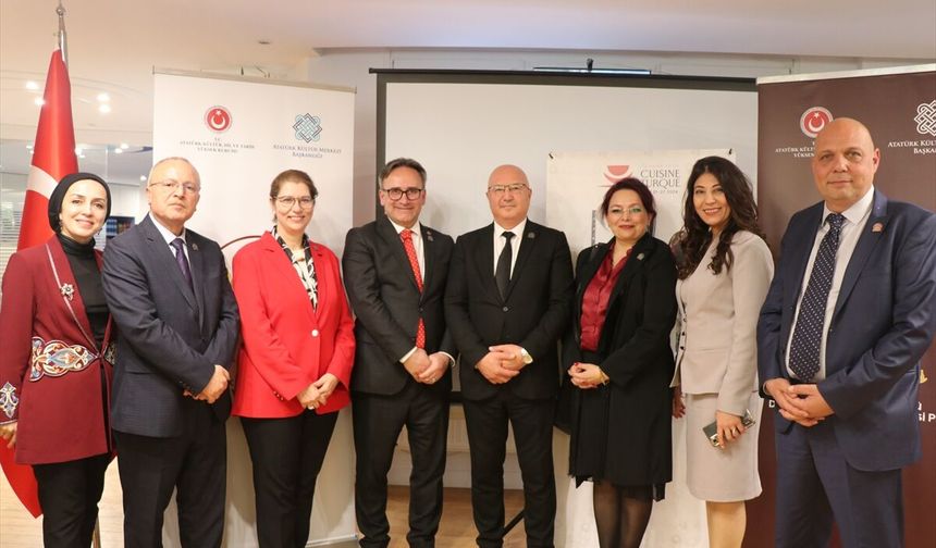 Paris'te 'Türk Mutfak Kültürü Dijital Atlası ve Ansiklopedisi Projesi' tanıtıldı