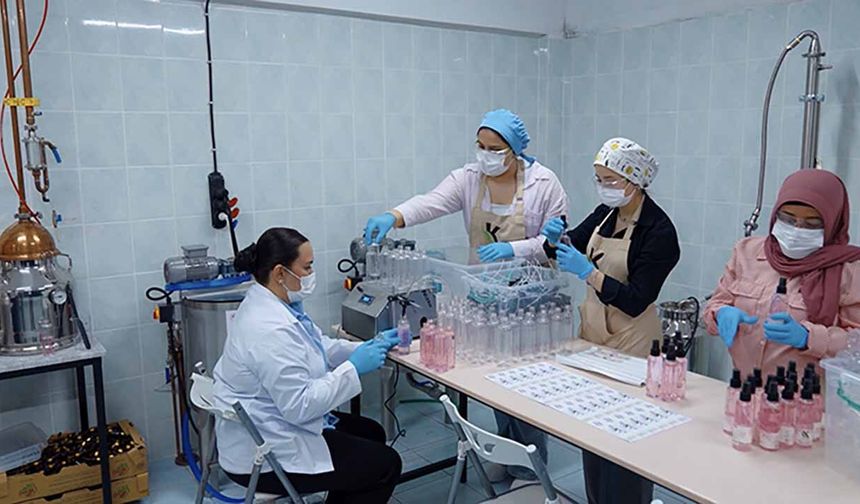 Anadolu’da ürettiklerini dünya pazarlarına satıyorlar