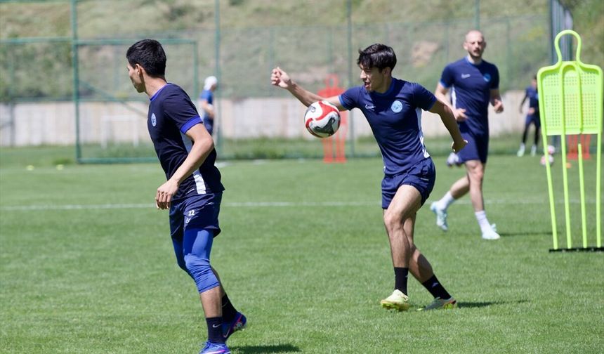Özbekistan ekibi Navbahor Namangan, Bolu'da hazırlıklarına başladı