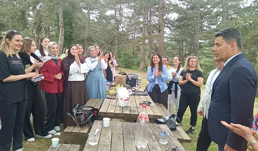 Ulaştırma ve Altyapı Bakan Yardımcısı Boyraz Küçükelmalı Tabiat Parkı'nı ziyaret etti