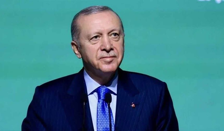 Cumhurbaşkanı Erdoğan: Gençlerimizin en iyi şekilde yetişmesi için tüm gücümüzle çalışıyoruz