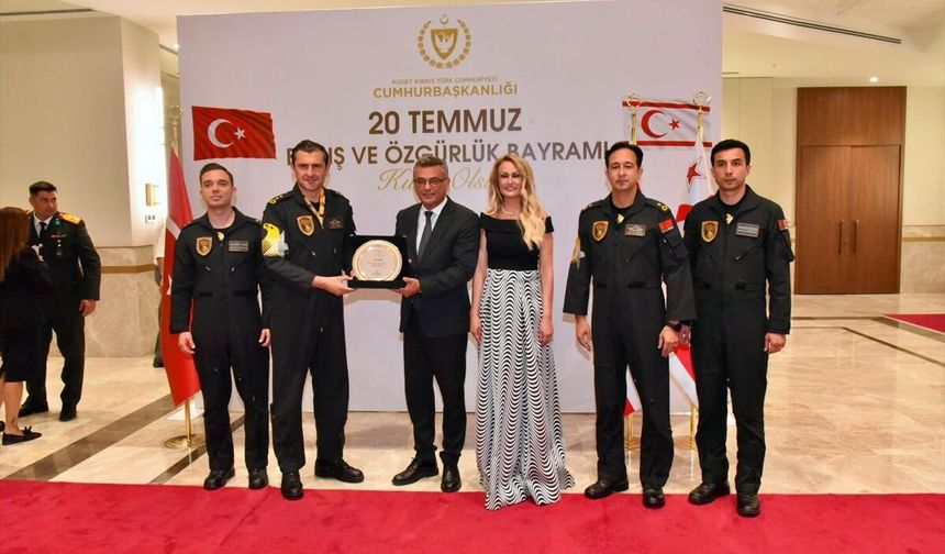 KKTC Cumhurbaşkanlığında Barış ve Özgürlük Bayramı resepsiyonu düzenlendi