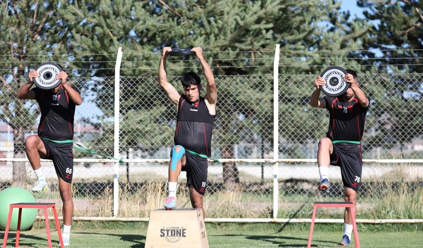 Sivasspor, yeni sezon hazırlıklarını sürdürdü