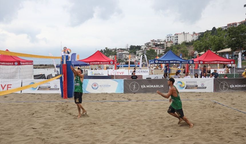 Uluslararası 2026 Bioderma Pro Beach Tour Voleybol Turnuvası'nın Trabzon etabı tamamlandı