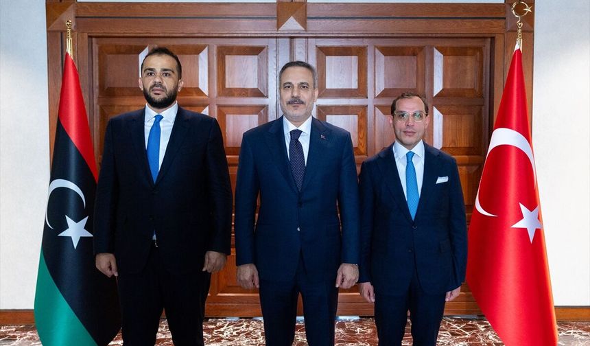 Bakan Fidan, İbrahim Dibeybe ve Abdüsselam Zubi ile Ankara'da bir araya geldi