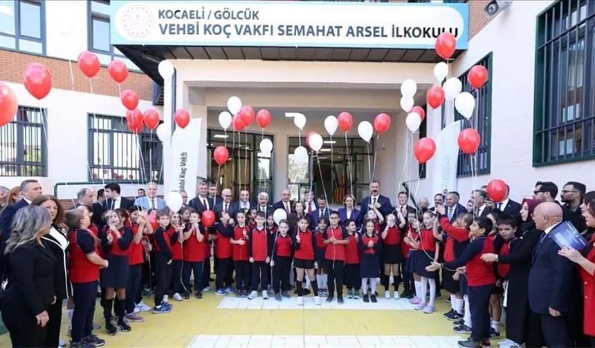 Ford Otosan ve Vehbi Koç Vakfı katkılarıyla Kocaeli'de ilkokul açıldı
