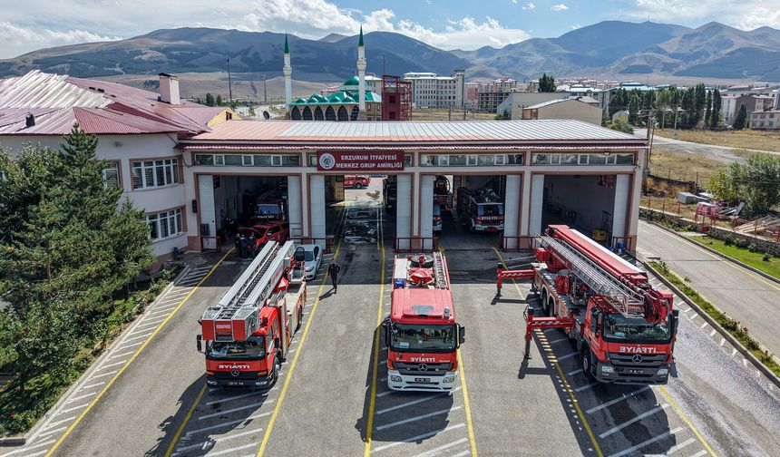Olay yerine 4,68 dakikada ulaşan Erzurum İtfaiyesi yıllık 9 bin vakaya müdahale ediyor