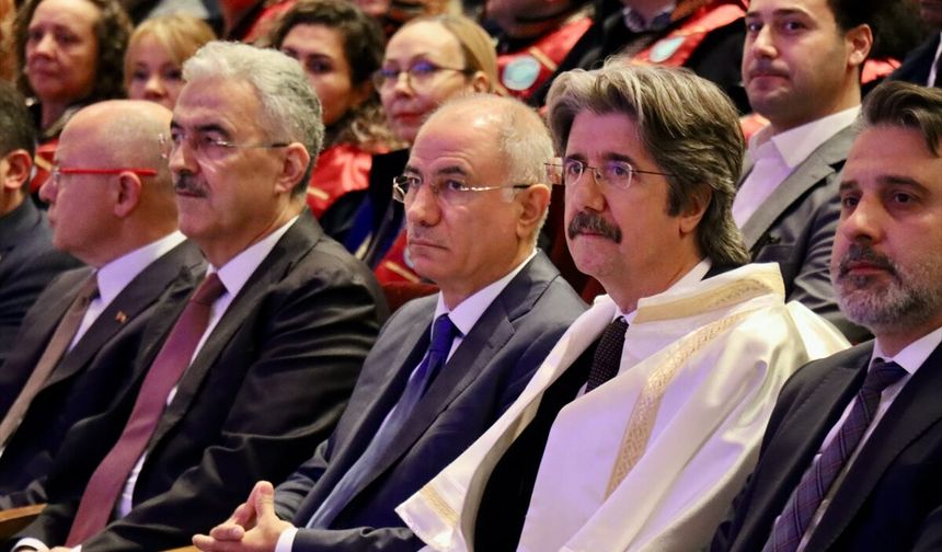 AK Parti Genel Başkanvekili Ala Bursa Uludağ Üniversitesinin akademik yıl açılışında konuştu: