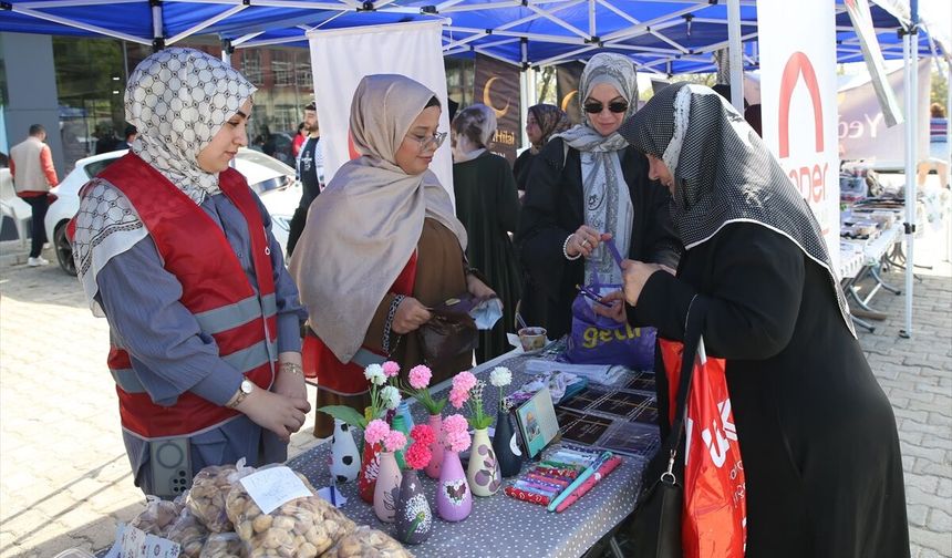 Aydın'da Filistin yararına kermes düzenlendi