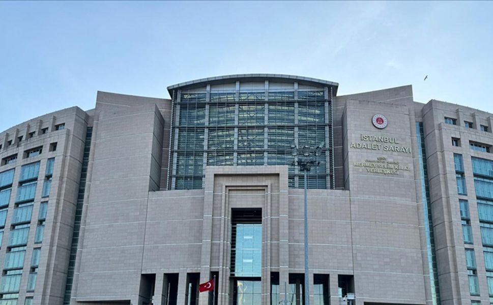 İBB'ye yönelik "yolsuzluk" soruşturması kapsamında 18 şüpheli tutuklandı