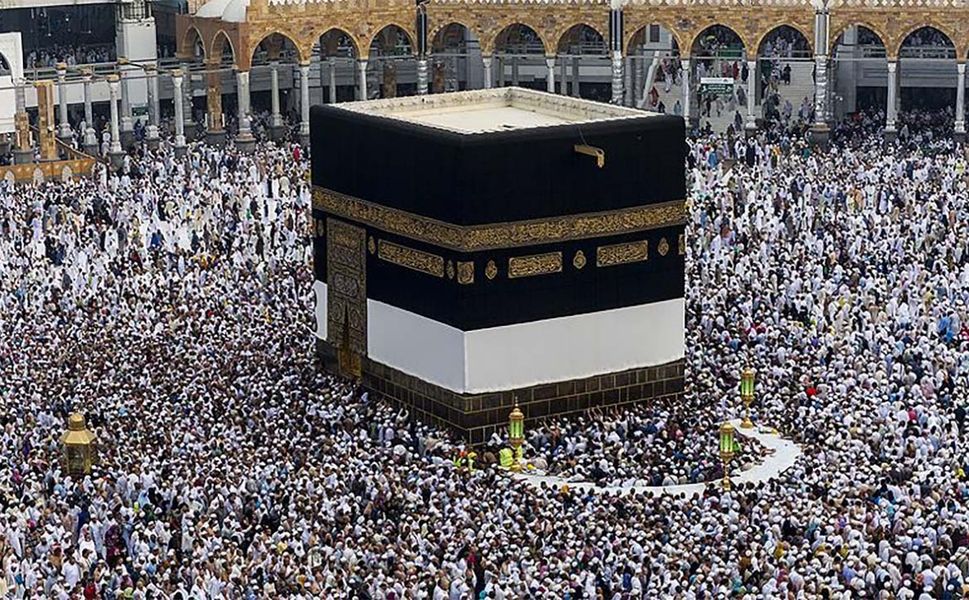 Suudi Arabistan'da 75 bini aşkın kişi hac yönetmeliklerini ihlal ettiği için geri gönderildi