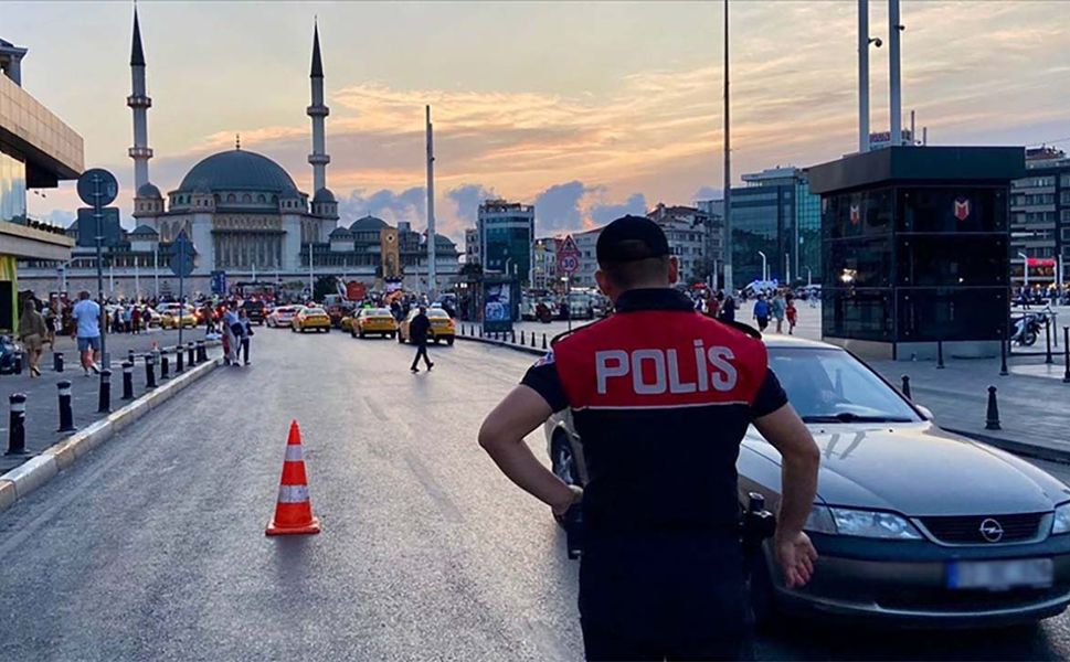 İstanbul'da "Huzur İstanbul" uygulamasında 513 kişi gözaltına alındı
