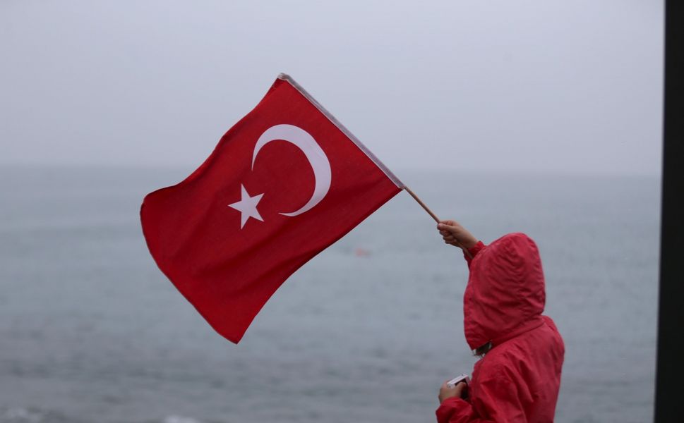 15 Temmuz şehitleri anısına Karadeniz'de kulaç attılar